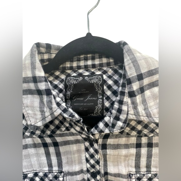 Guess jeans button up shirt with tie at back in size small - Picture 3 of 7